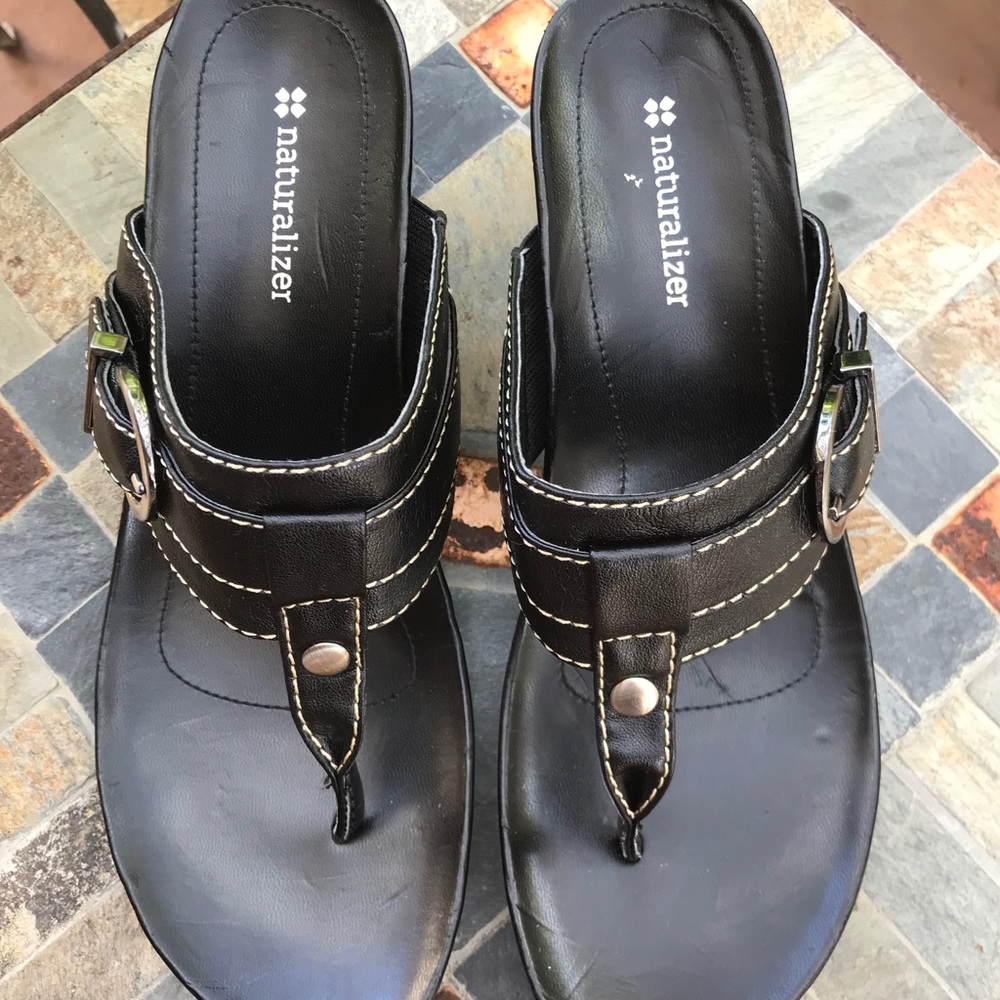 Naturalizer Sandals
